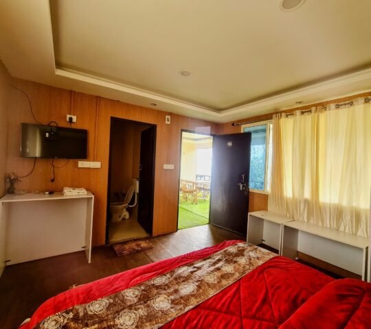 The Kanatal Arbour – Best Hotel & Resort in Kanatal